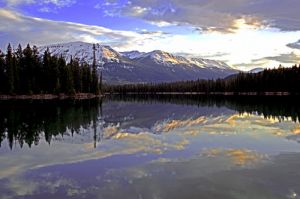 Maligne Lake Jasper National Park Alberta